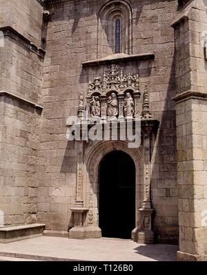 PORTADA LATERAL. Lage: IGLESIA DE SANTA MARIA LA MAYOR. Pontevedra. Spanien. Stockfoto