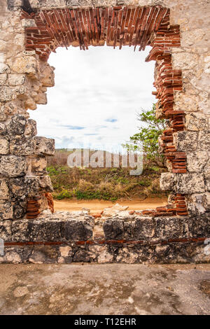 Historische verlassenen Leuchtturm Ruinen in Aguadilla, Puerto Rico, Stockfoto