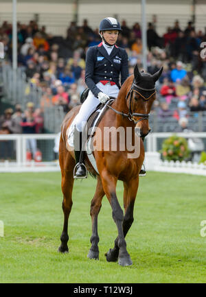 Ingrid Klimke und HORSEWARE HALE BOB - Dressur - Mitsubishi Motors Badminton Horse Trials, Gloucestershire, Mai 2017 Stockfoto