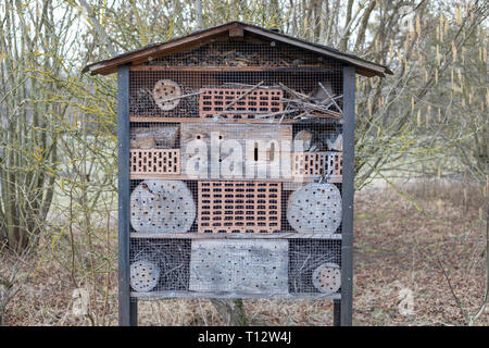 Insekt Hotel in der Natur in Frankenthal, Deutschland Stockfoto