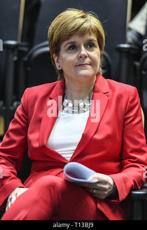 Schottische erster Minister Nicola Sturgeon spricht auf Schottlands International Marine Konferenz an der Universität Strathclyde mit: Nicola Sturgeon Wo: Glasgow, Großbritannien Wann: 20. Feb. 2019 Credit: Euan Kirsche / WANN Stockfoto