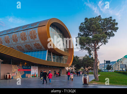 Aserbaidschan, Baku, 21. März 2019 Moderne Teppich Museum Stockfoto