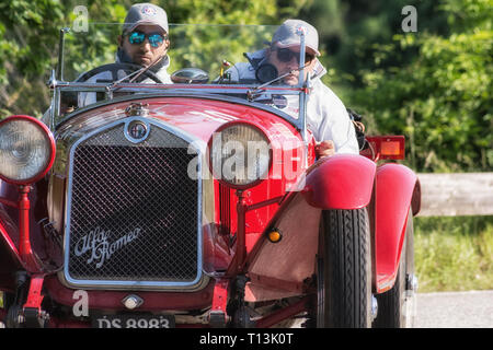 ALFA ROMEO 6C 1750 SUPER SPORT ZAGATO 1929 auf einem alten Rennwagen Rallye Mille Miglia 2018 die berühmte italienische historische Rennen (1927-1957) Stockfoto