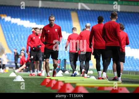 Cardiff, Großbritannien. 23 Mär, 2019. Gareth Bale von Wales Wales Fußball-Gruppe während der Ausbildung an der Cardiff City Stadium in Cardiff, South Wales am Samstag, 23. März 2019. Das Team bereitet sich auf die UEFA Euro 2020 quailfier gegen die Slowakei morgen. pic von Andrew Obstgarten/Alamy leben Nachrichten Stockfoto