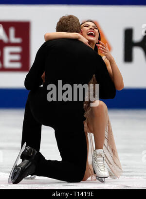 (190323) - SAITAMA, 23. März 2019 (Xinhua) - Madison Keil (R)/Evan Bates der Vereinigten Staaten feiern, nachdem das Eis tanzen frei Dance Competition 2019 ISU World Eiskunstlauf-WM an der Saitama Super Arena in Saitama, Japan, am 23. März 2019. Madison Keil/Evan Bates auf Platz 6 mit insgesamt 204.92. (Xinhua / Wang Lili) Stockfoto