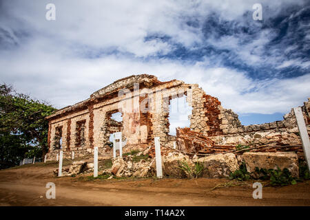 Historische verlassenen Leuchtturm Ruinen in Aguadilla, Puerto Rico, Stockfoto