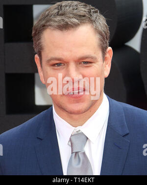 Apr 11, 2016 - London, England, UK-'Jason Bourne' Europäische Premiere, Odeon Leicester Square - Roter Teppich Ankünfte Foto zeigt: Matt Damon Stockfoto