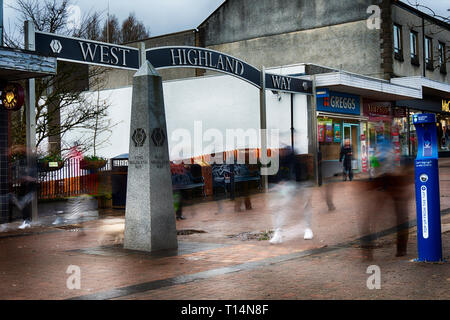 Der Obelisk am Anfang der West Highland Way, Milngavie Stockfoto