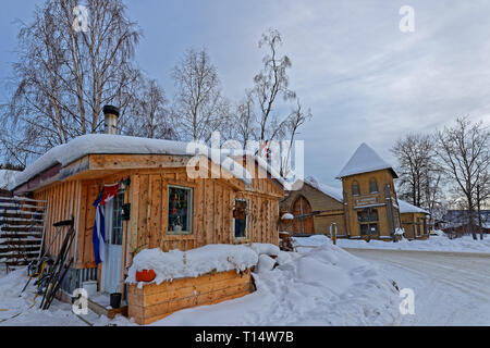 DAWSON CITY, Yukon, Kanada, 11. März 2019: Alte St-Andrews Holz Kirche. Dawson City ist mit dem Klondike Gold Rush verknüpft und hervorgehobene in t Stockfoto