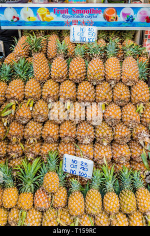 Eine typische Szene in Karon Phuket Thailand Stockfoto