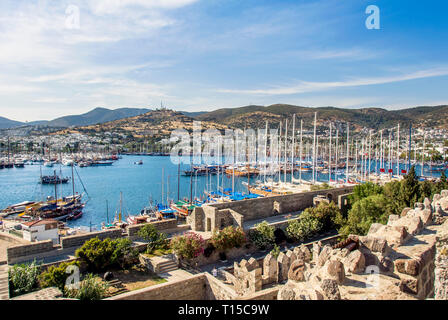 Bodrum, Türkei, 20. Mai 2010: Segelboote im Marina Stockfoto