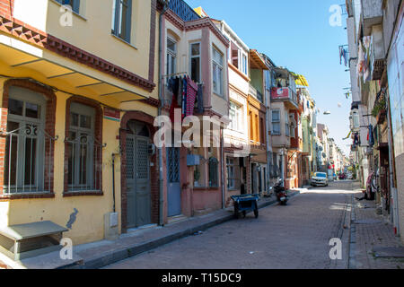 Balat, Istanbul/Türkei - am 24. September 2019: eine Straße in Balat, Istanbul Stockfoto