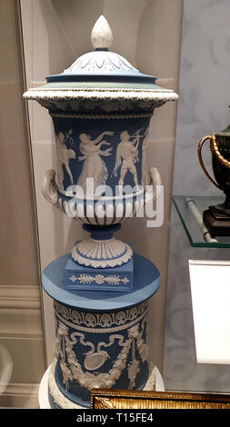 Die Sammlung von Josiah Wedgwood Jasperware's Factory in der Dame Hebel Art Gallery in Port Sunlight Village von William Hesketh Hebel angelegt wurden Stockfoto