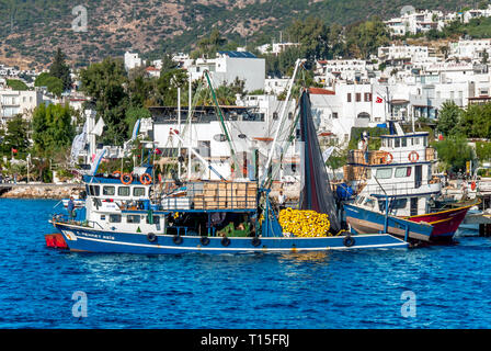 Bodrum, Türkei, 23. Oktober 2010: Bodrum Cup Rennen, Fischerboote Stockfoto