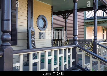 Front Porch von Martin Luther King's Geburt home auf Auburn Avenue in Atlanta, Georgia. (USA) Stockfoto