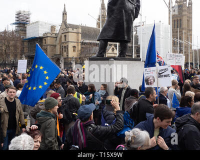 London, Großbritannien. 23 Mär, 2019. Über 1 Millionen Menschen kamen heute nach London eine weitere Abstimmung über Brexit zu verlangen. Fotografie von Ghene Snowdon Credit: Ghene Snowdon/Alamy leben Nachrichten Stockfoto