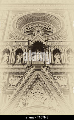 Der Dom von Florenz, formal benannten Kathedrale der Heiligen Maria der Blume, in der Piazza del Duomo, Florenz, Toskana, Italien. Stockfoto