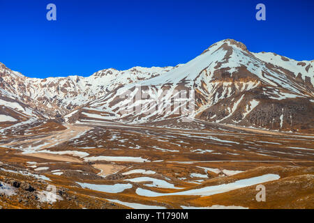 Panorama von Gran Sasso Massiv (Ostseite) Stockfoto