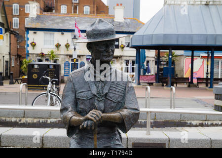 Statue von Robert Baden-Powell, dem Gründer der Pfadfinder Bewegung. Stockfoto