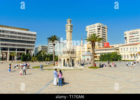 Izmir, Türkei, 23. Mai 2008: Clock Tower im Konak Square Stockfoto