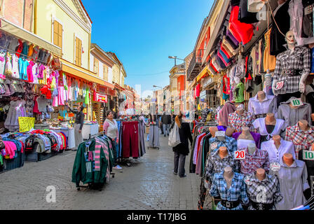 Izmir, Türkei, 27. März 2010: Marktplatz, Anafartalar Straße an Konak Stockfoto