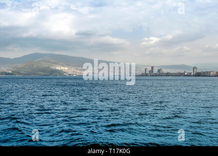 Izmir, Türkei, 28. März 2010: Golf von Izmir Stockfoto