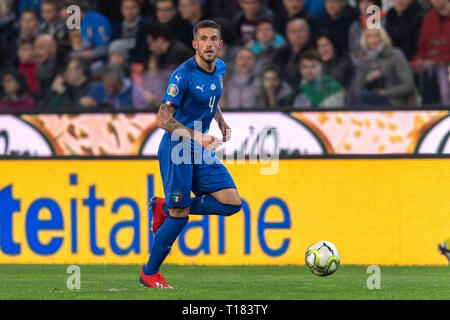 Udine, Italien. 23 Mär, 2019. Cristiano Biraghi (Italien) während der UEFA-Europameisterschaft 2020 Qualifying Match zwischen Italien 2-0 in Finnland bei Dacia Stadion am 23. März 2019 in Udine, Italien. Credit: Maurizio Borsari/LBA/Alamy Leben Nachrichten Quelle: Lba Co.Ltd./Alamy leben Nachrichten Stockfoto