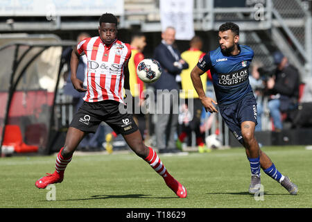 ROTTERDAM, Niederlande. 24 Mär, 2019. Stadion Het Kasteel, Fußball, Saison 2018/2019, Keuken Kampioen Divisie, Sparta - NEC, Ragnar Ache (L) Credit: Pro Schüsse/Alamy leben Nachrichten Stockfoto