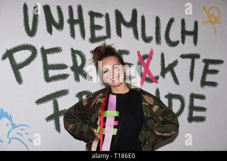 24. März 2019, Bayern, München: Schauspielerin und Model Darya Gritsyuk bei der Premiere des Films "Imminent perfekte Freunde'. Foto: Felix Hörhager/dpa Quelle: dpa Picture alliance/Alamy leben Nachrichten Stockfoto
