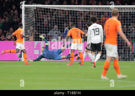 Amsterdam, Niederlande. 24 Mär, 2019. AMSTERDAM, Fußball, 24-03-2019, Euro Qualifikation, Stadion Johan Cruyffarena, 2-2 der Niederlande während des Spiels Niederlande - Deutschland. Credit: Pro Schüsse/Alamy leben Nachrichten Stockfoto