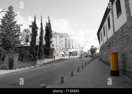 Nikosia hat seit über 4500 Jahren bewohnt und ist die Hauptstadt von Zypern seit dem 10. Jahrhundert. Das Land unterteilt nach dem Krieg 1974. Stockfoto