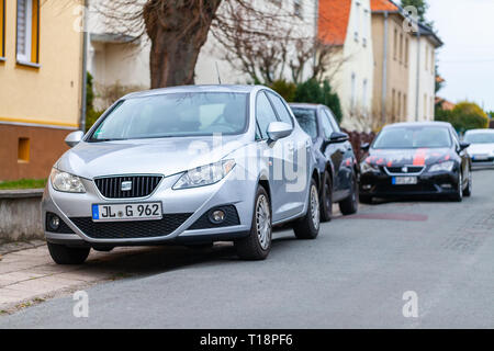 BURG/Deutschland - März 3, 2019: Seat Ibiza steht auf einer Straße in Burg. Sitz ist eine spanische Automobilhersteller mit Sitz in Martorell, Sp Stockfoto