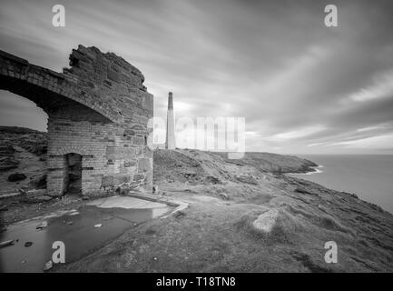 Botallack ist ein Dorf im Westen von Cornwall, Großbritannien. Das Dorf befindet sich in einer ehemaligen Tin Mining Bereich zwischen der Stadt von St. Just in Penwith liegt ein Stockfoto