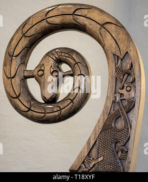 Wikingerschiff Schwanz und sein Schatten, im Viking Ship Museum in Oslo Stockfoto