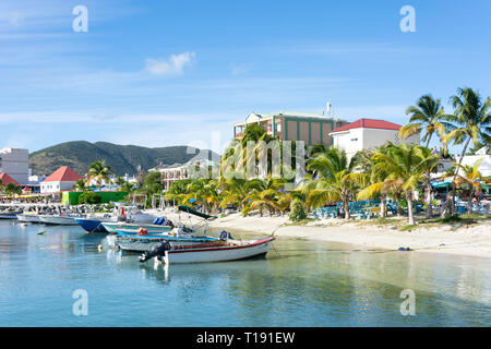 Boote am Strand, tolle Bucht, Philipsburg, St. Maarten, St. Martin, Kleine Antillen, Karibik Stockfoto