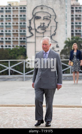 Der Prinz von Wales besucht eine Kranzniederlegung Zeremonie an der Memorial José Martí in Havanna, Kuba. Stockfoto