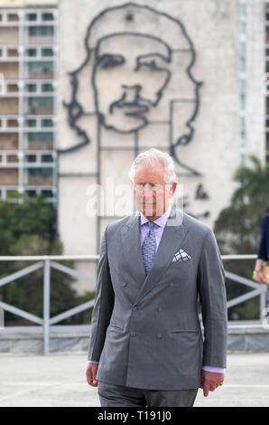 Der Prinz von Wales besucht eine Kranzniederlegung Zeremonie an der Memorial José Martí in Havanna, Kuba. Stockfoto