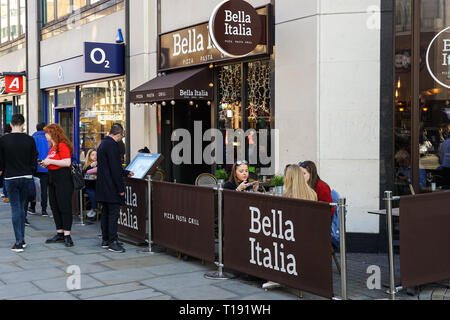 Bella Italia Restaurant am Strand, London England United Kingdom UK Stockfoto