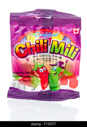 Winneconne, WI - 15. März 2019: ein Paket von candyland Chili mili gummies Candy auf einem isolierten Hintergrund Stockfoto