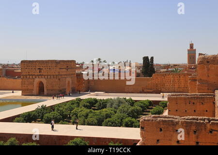 Aussicht von der Dachterrasse, Badi Palast, Place des Ferblantiers, Kasbah, Medina, Marrakesch, Marrakesh-Safi region, Marokko, Nordafrika Stockfoto