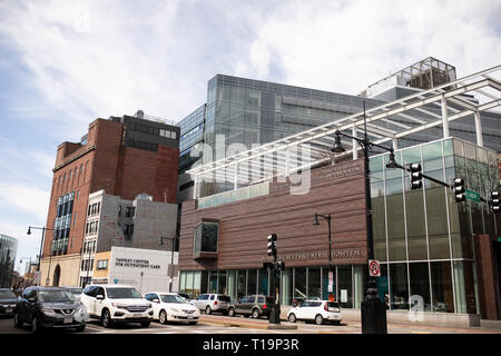 Massachusetts General Hospital in Cambridge Street im Grove Street in Boston, Massachusetts, USA. Stockfoto