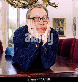 Porträt der Schauspieler Vic Reeves fotografiert zu Hause im März 2006 Stockfoto