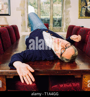 Porträt der Schauspieler Vic Reeves fotografiert zu Hause im März 2006 Stockfoto