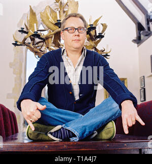 Porträt der Schauspieler Vic Reeves fotografiert zu Hause im März 2006 Stockfoto