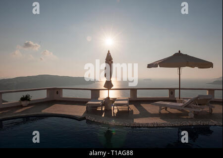 Santorin Caldera View at Dawn 01. Stockfoto