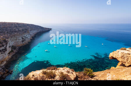 Blick auf Tabaccara berühmten Ort Lampedusa Stockfoto