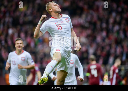 Kamil Glik aus Polen gesehen Feiern mit seinen Teamkollegen nach dem Scoring ein Ziel während der Euro 2020 Qualifiers (Gruppe d) Übereinstimmung zwischen Polen und Lettland. (Endstand 2:0; Polen, Lettland) Stockfoto