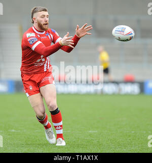 Salford, UK. ,. 24. März 2019. AJ Bell Stadium, Salford, England; Rugby League Betfred Super League, Salford Rote Teufel vs Wigan Warriors; Salford Roten Teufel Jackson Hastings Rezepte die Kugel. Credit: Dean Williams/Alamy leben Nachrichten Stockfoto