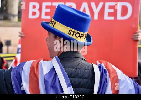 London, Großbritannien. 25. Mär 2019. Steve Bray, Aktivist, SODEM, Protest, Houses of Parliament, Westminster, London. UK Credit: michael Melia/Alamy leben Nachrichten Stockfoto