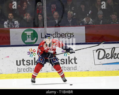 LINKÖPING 20180203 Linköpings nr 46 Mathis Olimb unter matchen ich SHL mellan Linköpings HC-HV 71 ich Saab Arena. Foto Jeppe Gustafsson Stockfoto